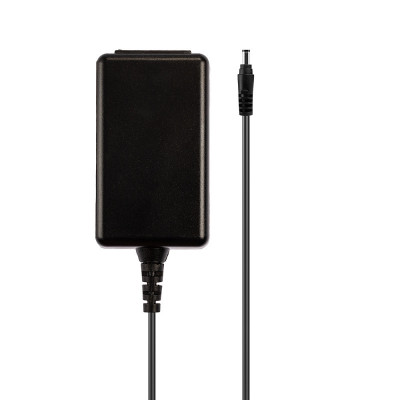 Maitinimo Šaltinis - LINDY 5VDC 4A IEC C14 Perjungiamasis Maitinimo Šaltinis, 100-240VAC, Juodas